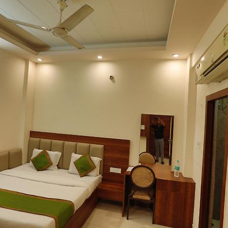 Hotel Haridev Roorkee Экстерьер фото