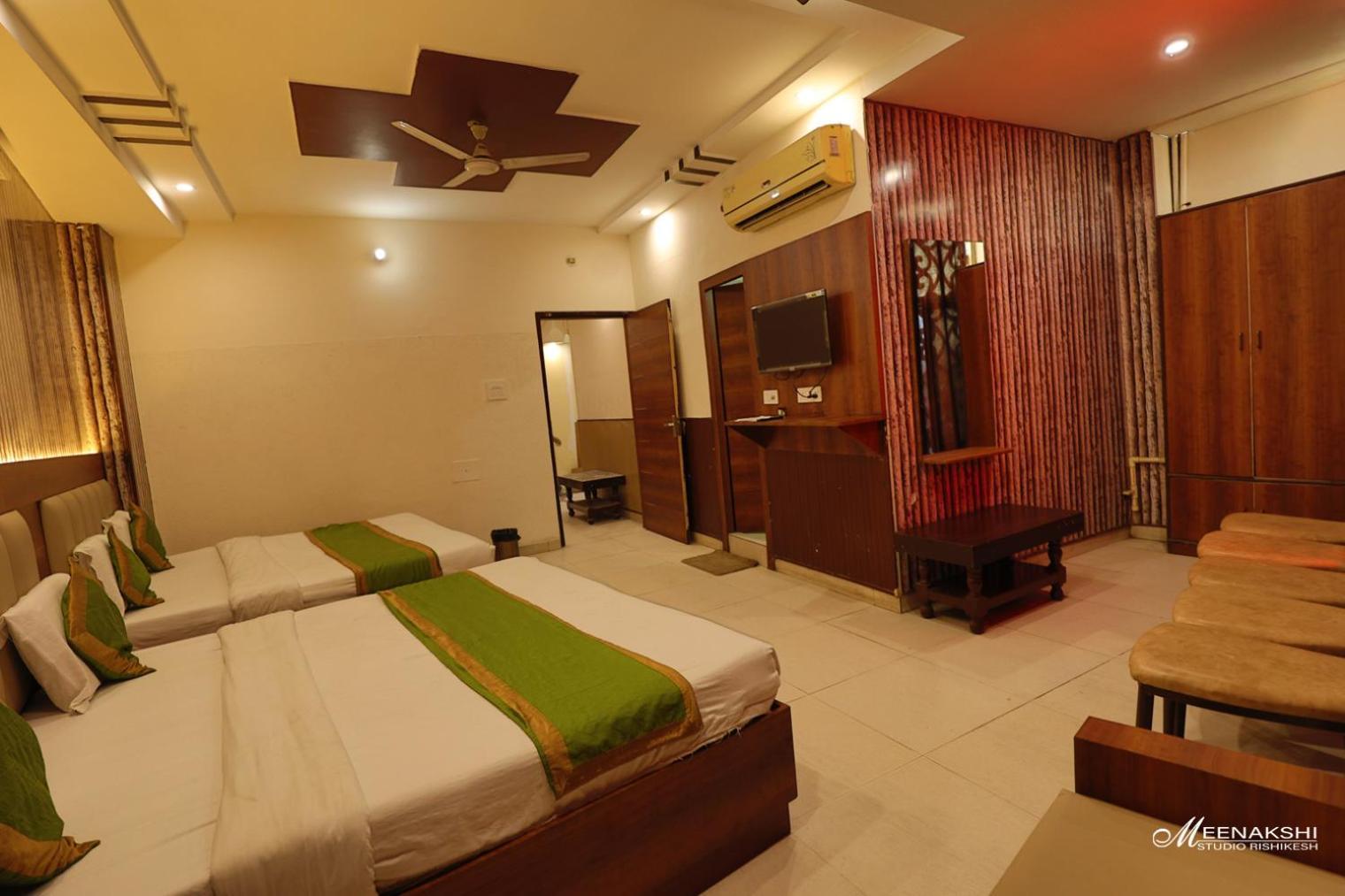 Hotel Haridev Roorkee Экстерьер фото